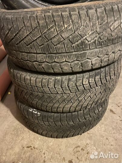 Continental ContiVikingContact 6 215/55 R17 98T