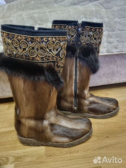 Унты женские из Якутии, ношенные несколько раз