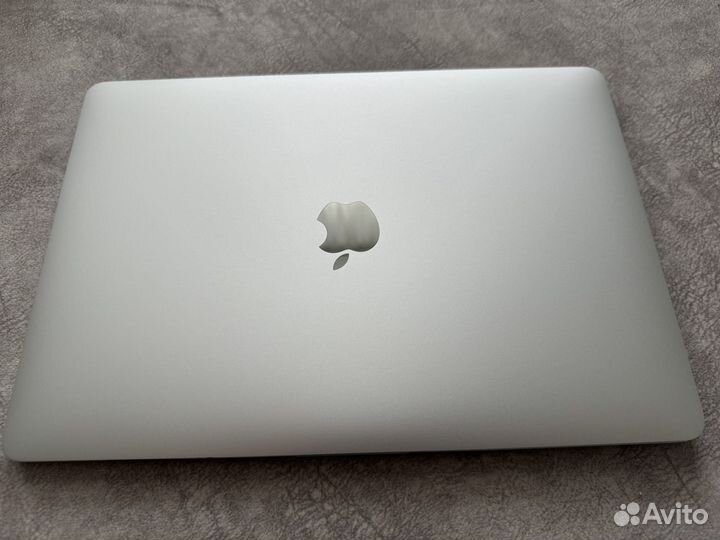 Apple MacBook Pro 13 2020 m1