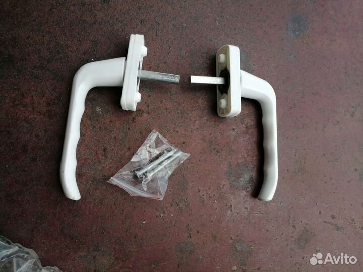 Ручки оконные-дверные