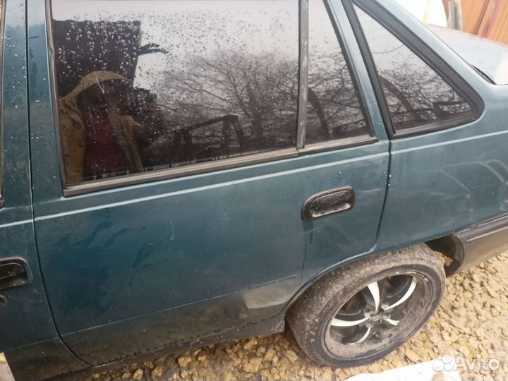 Daewoo nexia двери