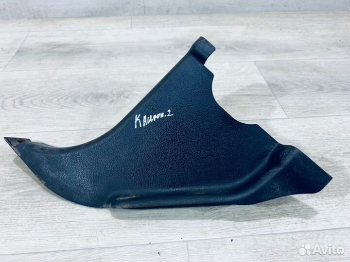 Накладка на порог передняя левая Ssang Yong Kyron