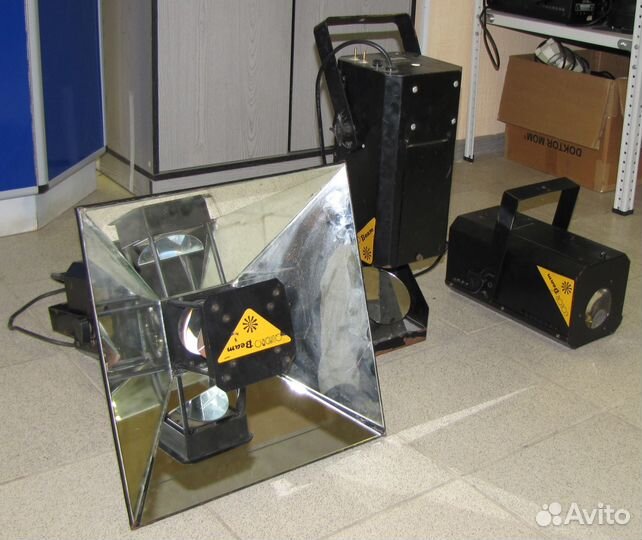 Светомузыка Color Disco Qvadro Beam полицвет Mic