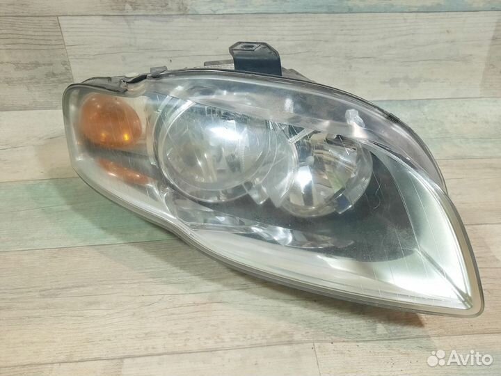 Фара audi A4 B7