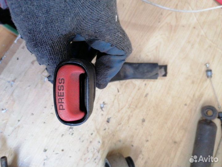 Ремень безопасности Jeep Grand Cherokee WJ 4L 2003