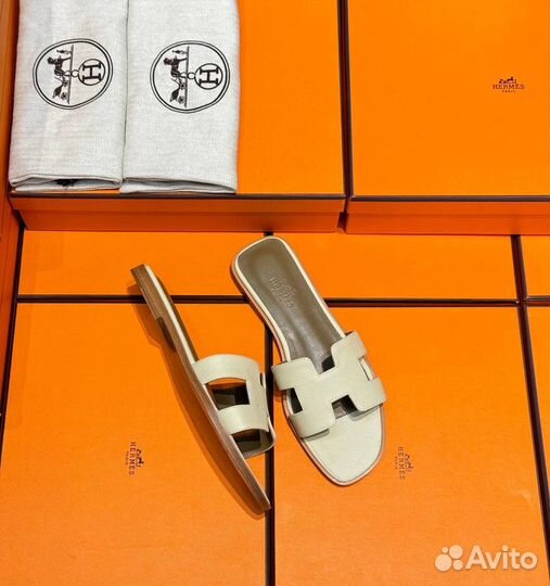 Тапочки Hermes Oran