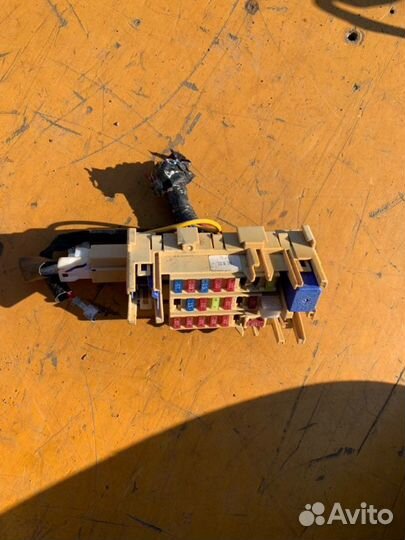 Блок предохранителей Nissan Juke 1.6