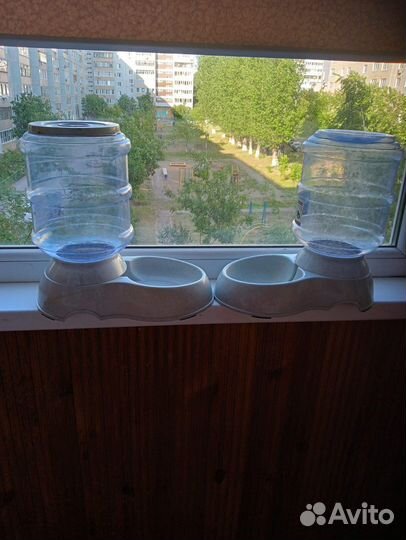 Автокормушка для кошек