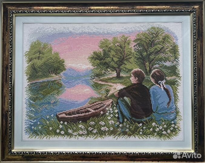 Готовая вышивка крестом в раме