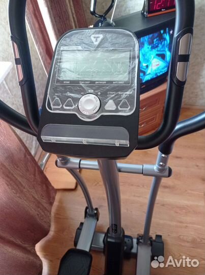 Эллиптический тренажер torneo