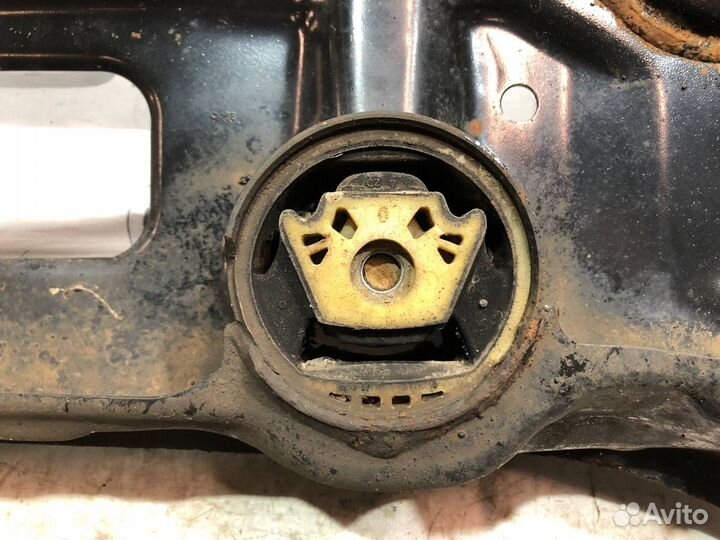 Подрамник передний Skoda Yeti 5L 1.2 cbzb 2011