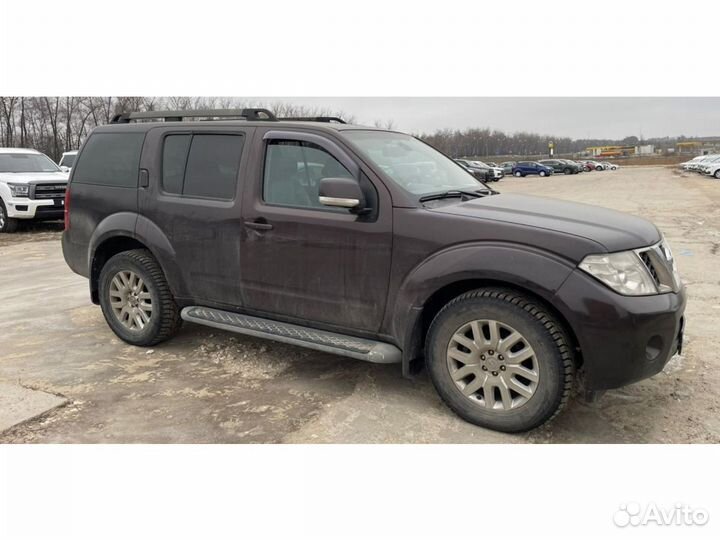 Nissan Pathfinder 2.5 AT, 2010, 156 898 км