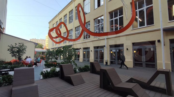 Торговая площадь, 51 м²