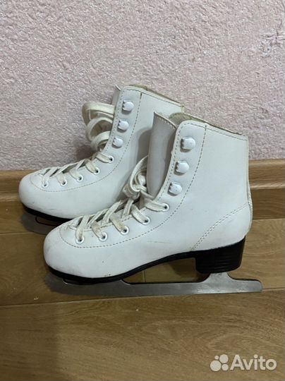 Коньки фигурные