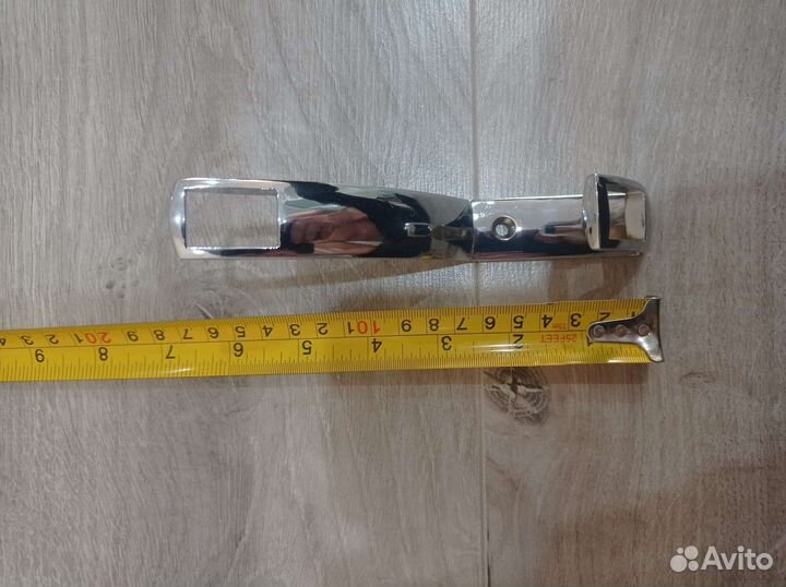 Крючок мебельный