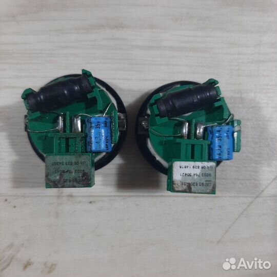 Динамик Opel Astra H хэтчбек 2005