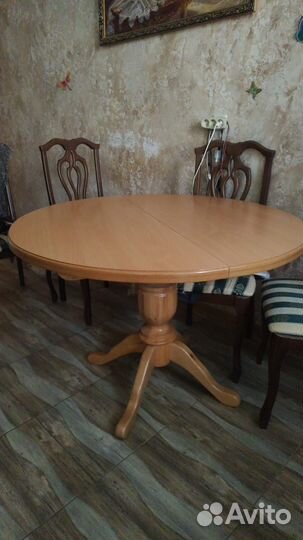 Кухонный стол