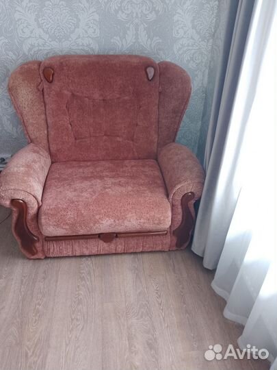 Диван и кресло. Морозов мебель