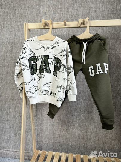 Спортивный костюм Gap для мальчика