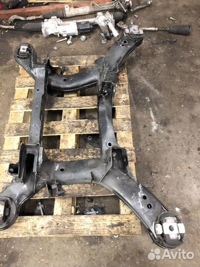 Подрамник задний Mercedes-Benz W166 GLE 2015-2018