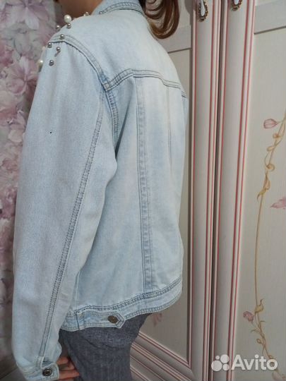 Джинсовая куртка женская