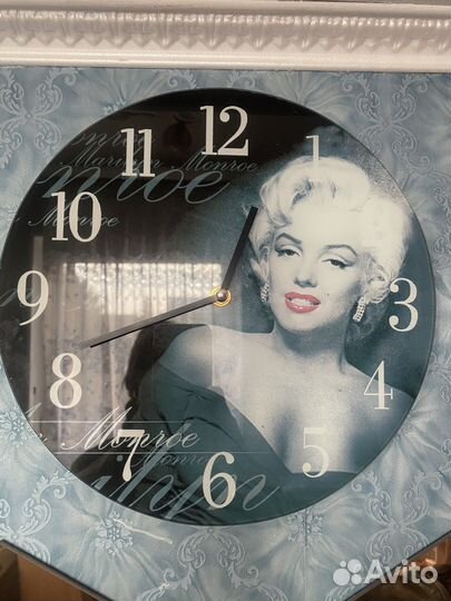 Часы настенные 