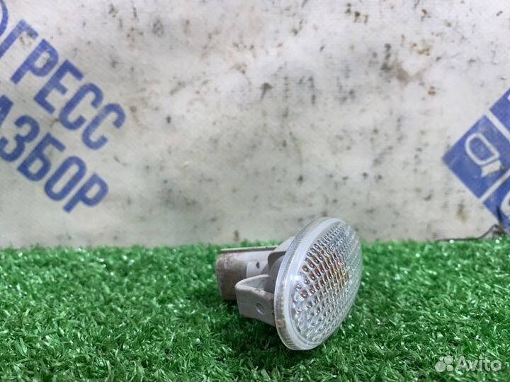 Повторитель поворота Mazda 6 Gg седан 1.8 L8 2004