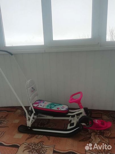 Детский снегокат со спинкой Nika Kids