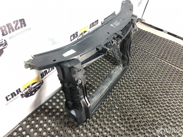 Панель передняя Skoda Superb