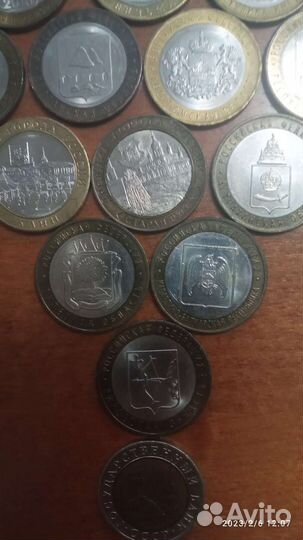 Монеты биметаллические 10р