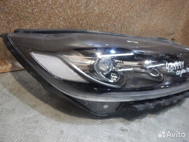 Фара правая Kia Sorento с 2014г