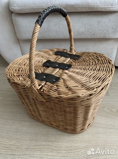 Плетёные корзины, короба, корзины для пикника