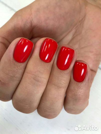 Маникюр и педикюр