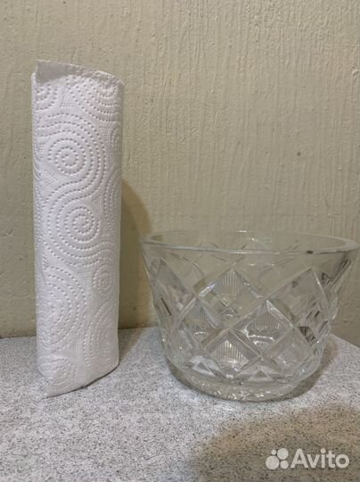 Хрустальная конфетница