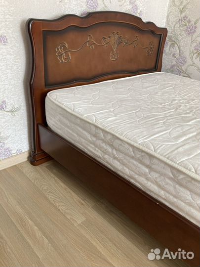 Продам кровать