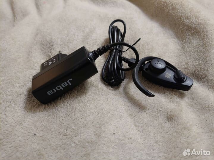 Bluetooth гарнитура jabra