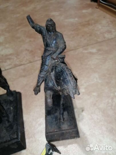 Статуэтки литье чугунные