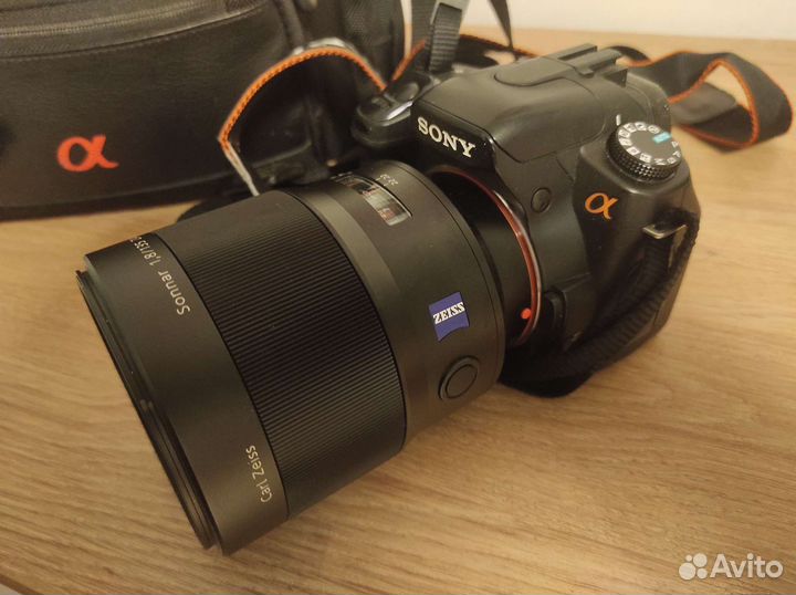 Sony dslr-A300 SAL-135F18 SAL-1870 AC-VQ900