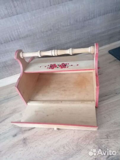 Хлебница деревянная