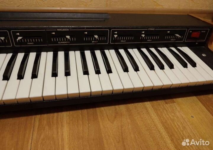 Аналог-синтезатор Vermona Piano-String (GDR 70-е)