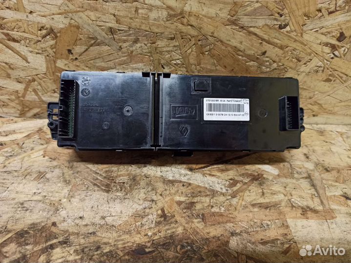 Блок управления климатом Renault Fluence