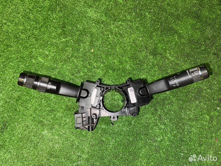 Блок подрулевых переключателей Cadillac Cts FD95