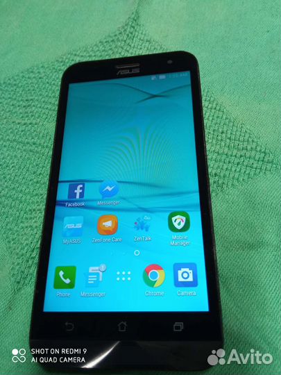 Телефон asus