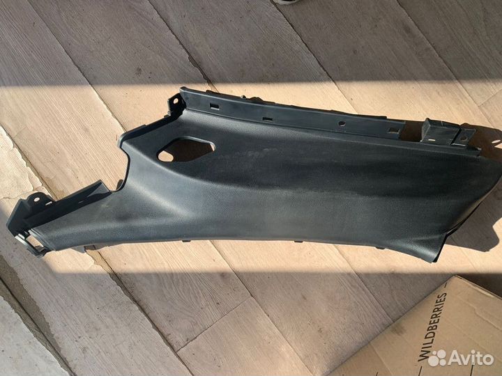 Обшивка стойки задняя левая Kia Cerato