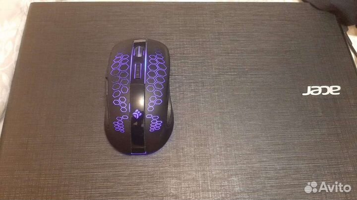 Игровой ноутбук acer + мышка с ковриком