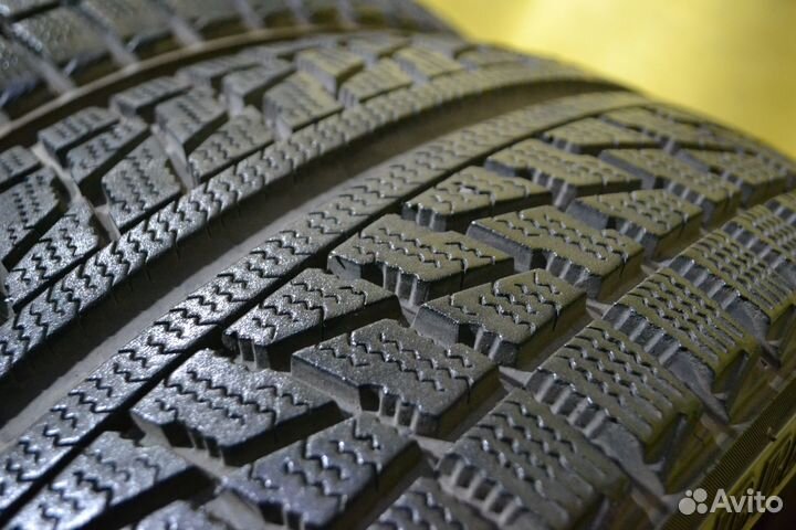Bridgestone Blizzak MZ-01 225/45 R17