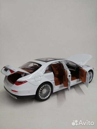 Модель машины Мерседес Бенц s class w223