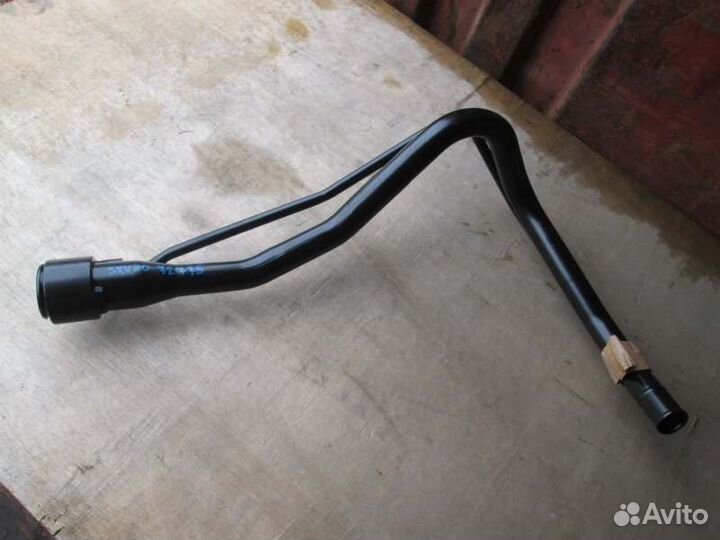 Горловина топливного бака Toyota Camry Gracia