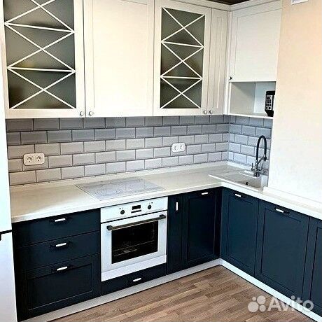 Современные кухни