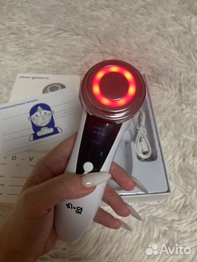 Массажер для лица